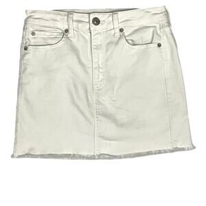 American Eagle White Denim Mini Skirt Frayed Hem Stretch Y2K Size 6 Festival